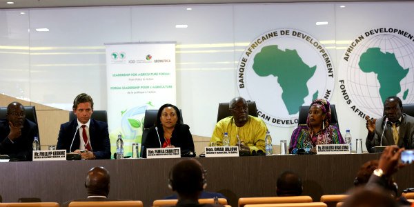 IGDleaders's tweet photo. Read an IGD press release featuring highlights from the @AfDB_Group ’s #L4AgForum in Abidjan, Cote d’Ivoire. https://t.co/FIQuwn5VLh https://t.co/MJ55f8AJ6A