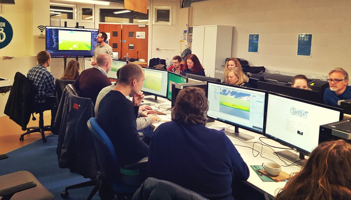 121productions's tweet image. Tomorrow night (7th) is our 2nd #VRworkshop  as part of #PboroDreamCatcher with @dreamingmethods  6pm at @ftrbusiness -  and its all booked up!! Will be hopefully running further workshops in #2018