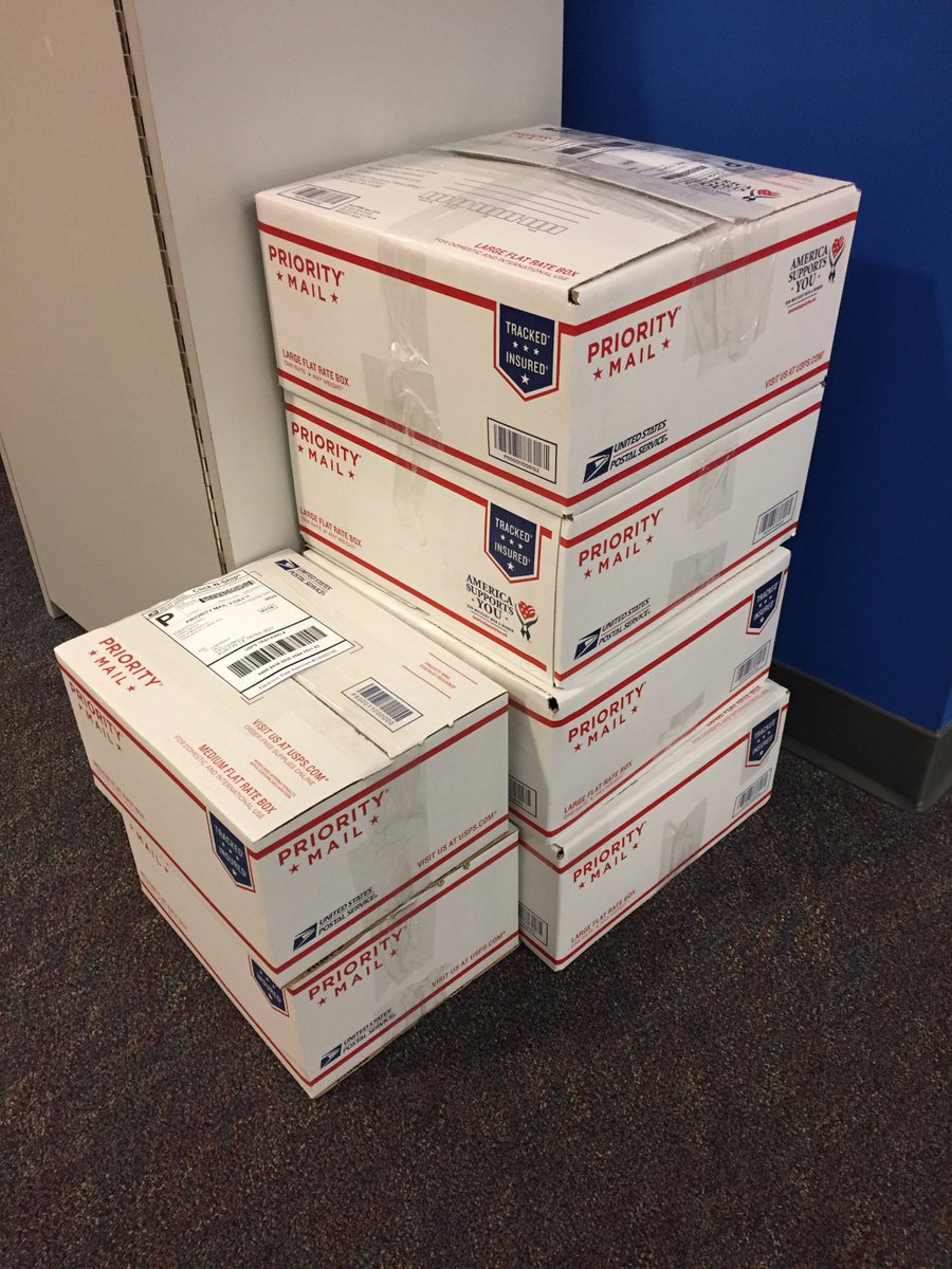 KinneyTalent's tweet photo. It's #SecretSpice season! We love this tradition and our 9th edition has been mixed, assembled, packed, and is ready to ship. #ThankYou to all of our customers, partners, and everyone that made 2017 great! #HappyHolidays https://t.co/1QvXHA8AnD