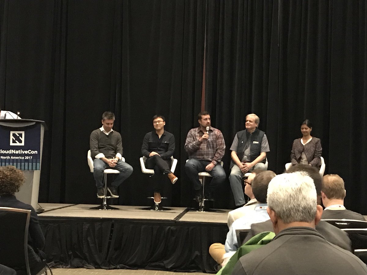 OracleDevs's tweet image. Session with Jon Mittelhauser at the Kubernetes and Public cloud panel, starting, check it out at #CloudNativeCon