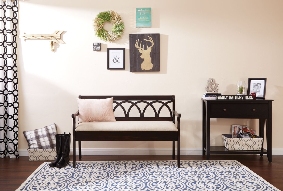 OSP_Designs's tweet photo. The holiday season calls for a festive home. 
https://t.co/cEB7N4A5FZ
#ospdesigns #coventry #holidaydecor #homedesign https://t.co/QvPRVRdbtS
