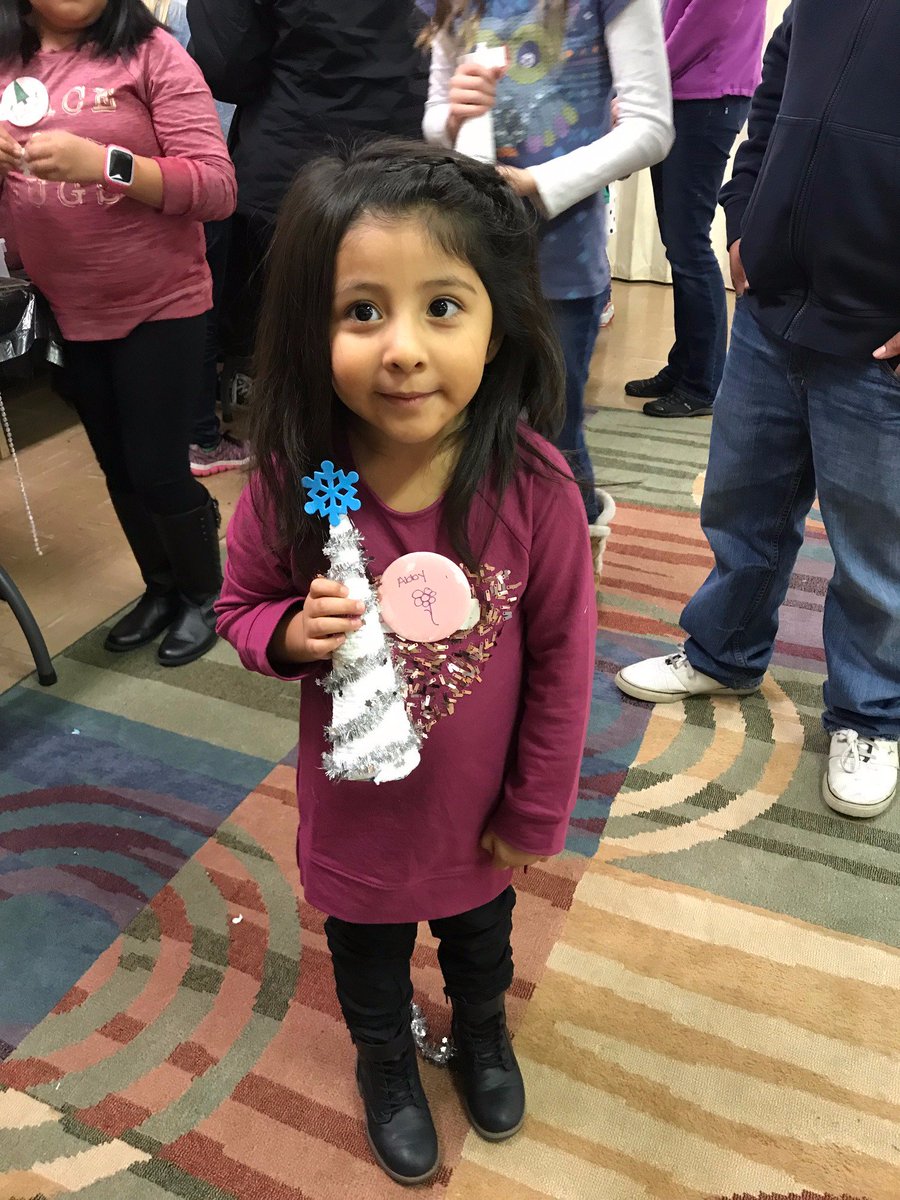 Everyone had a fun time this week at our Holiday Program, kids &amp; families decorated cookies, ornaments, Christmas trees, &amp; made buttons in memory of their loved ones. #childrengrieve #makingnewmemories #giveachildhope