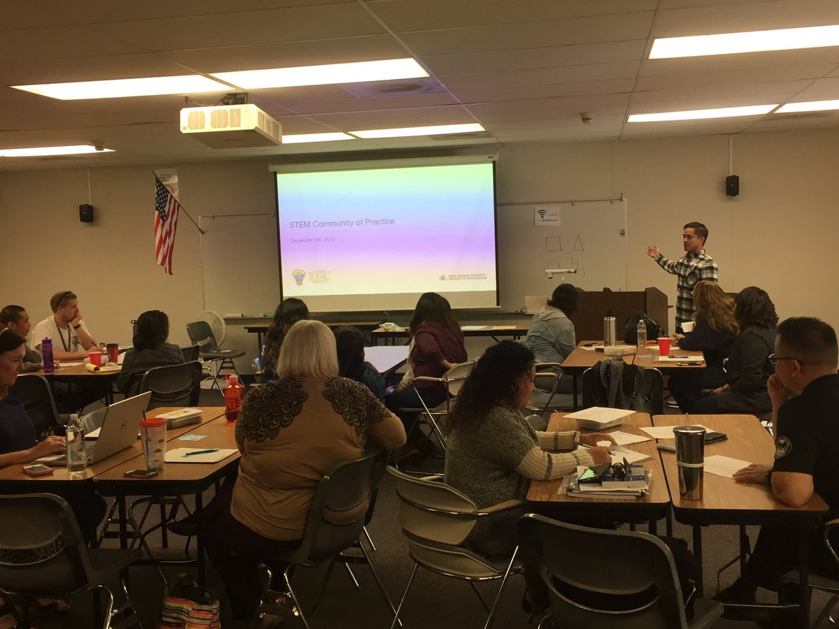 R9Liza's tweet photo. Jonathon, Site Coordinator from Rohr Elem #afterschool program co-facilitating the STEM Community of Practice #R9asp https://t.co/r8vO5pKdaH