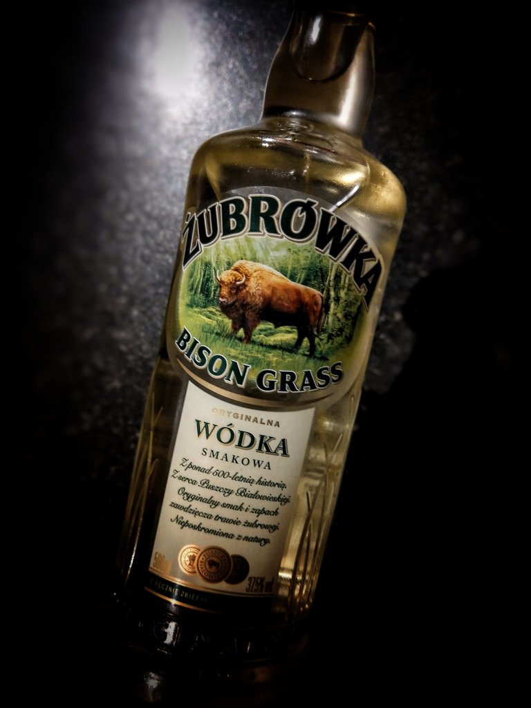 GADGET_41's tweet image. #zubrowka Bison Grass #vodka added to the #vodkacollection.