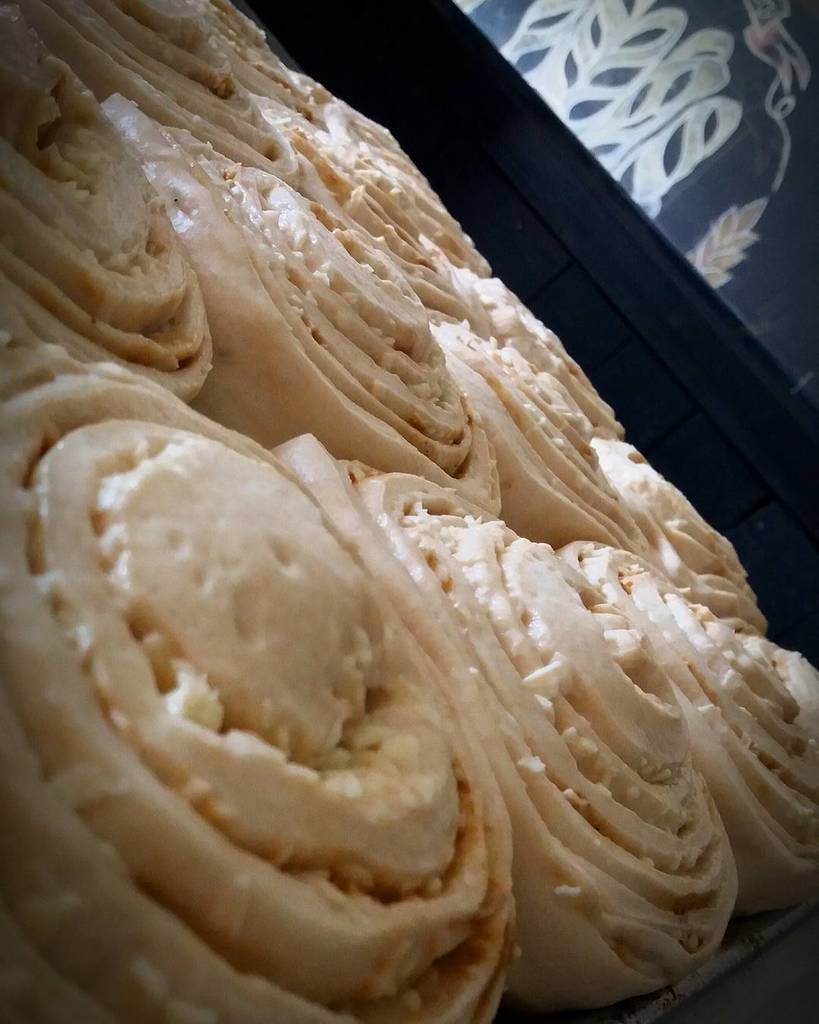 PochoVE's tweet photo. Luego de 18 horas de fermentación, los #Golfeados listos para hornear en @bistrobakery https://t.co/mb367Bha5u https://t.co/Lu97UZIlY7