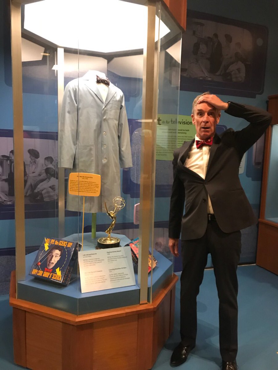 BillNye's tweet image. My lab coat is in the Smithsonian. Hope you’ll visit.