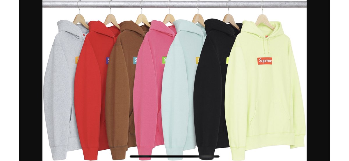 NaperHypebeasts's tweet photo. Going for pink tommorow any size. Just dm offer and size and I will go for it for you https://t.co/VYU4xY21tA