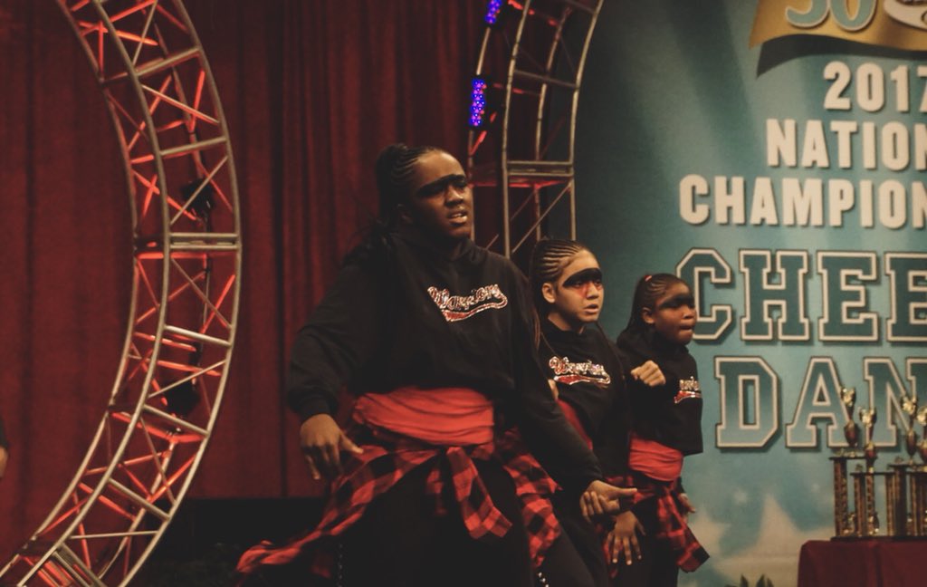 YCADAupdates's tweet photo. Wrapping up the first session today with some awesome theme routines👌🏽❤️🙌🏽
@Pop_Warner #PWDance30 https://t.co/VEY8yM4HNE