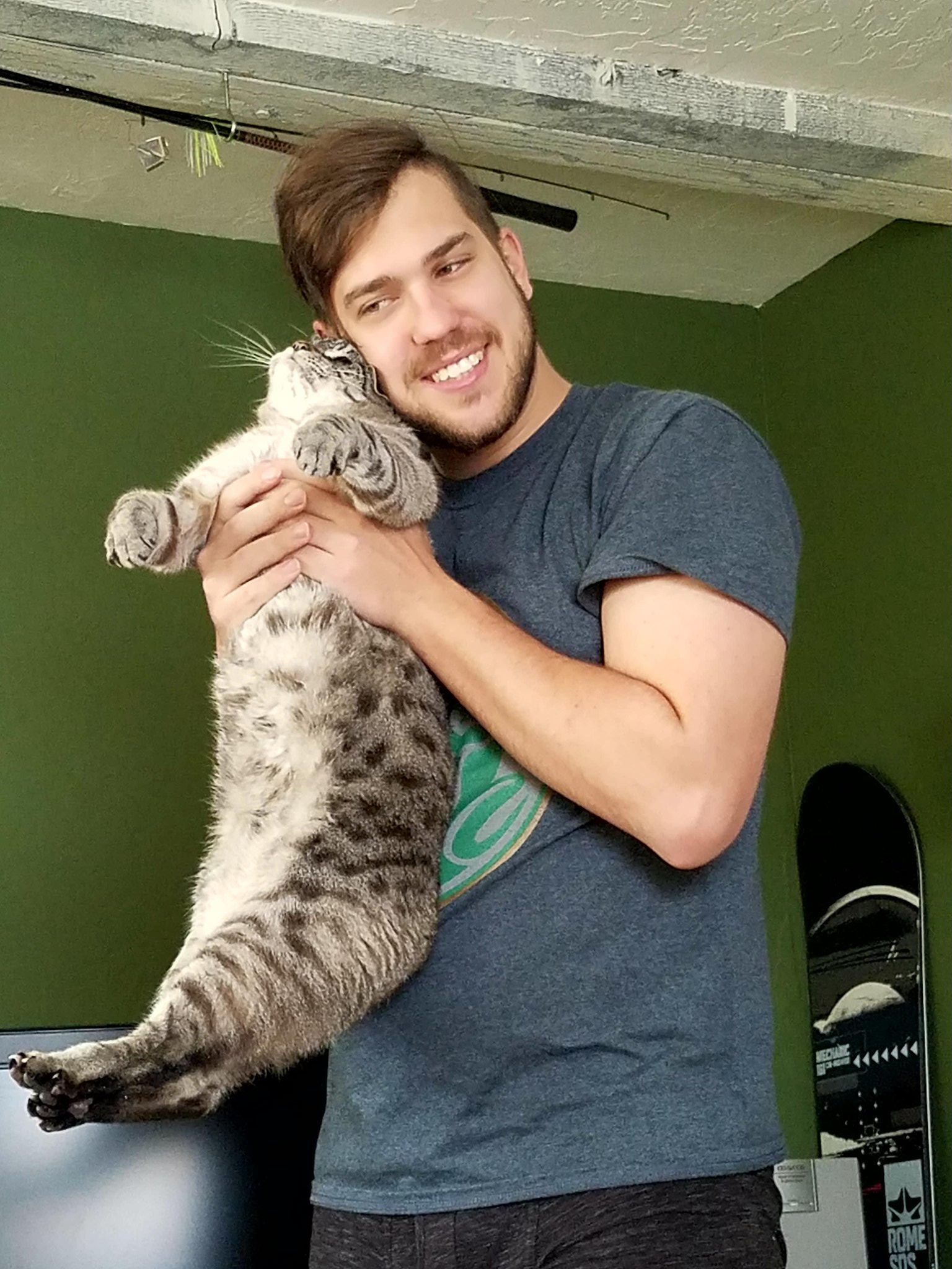 DQYYrYkUIAAEe9H.jpg:large