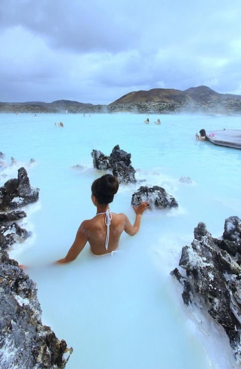 positivecrrot's tweet photo. The Blue Lagoon, Iceland https://t.co/eSq7O4Lh6g