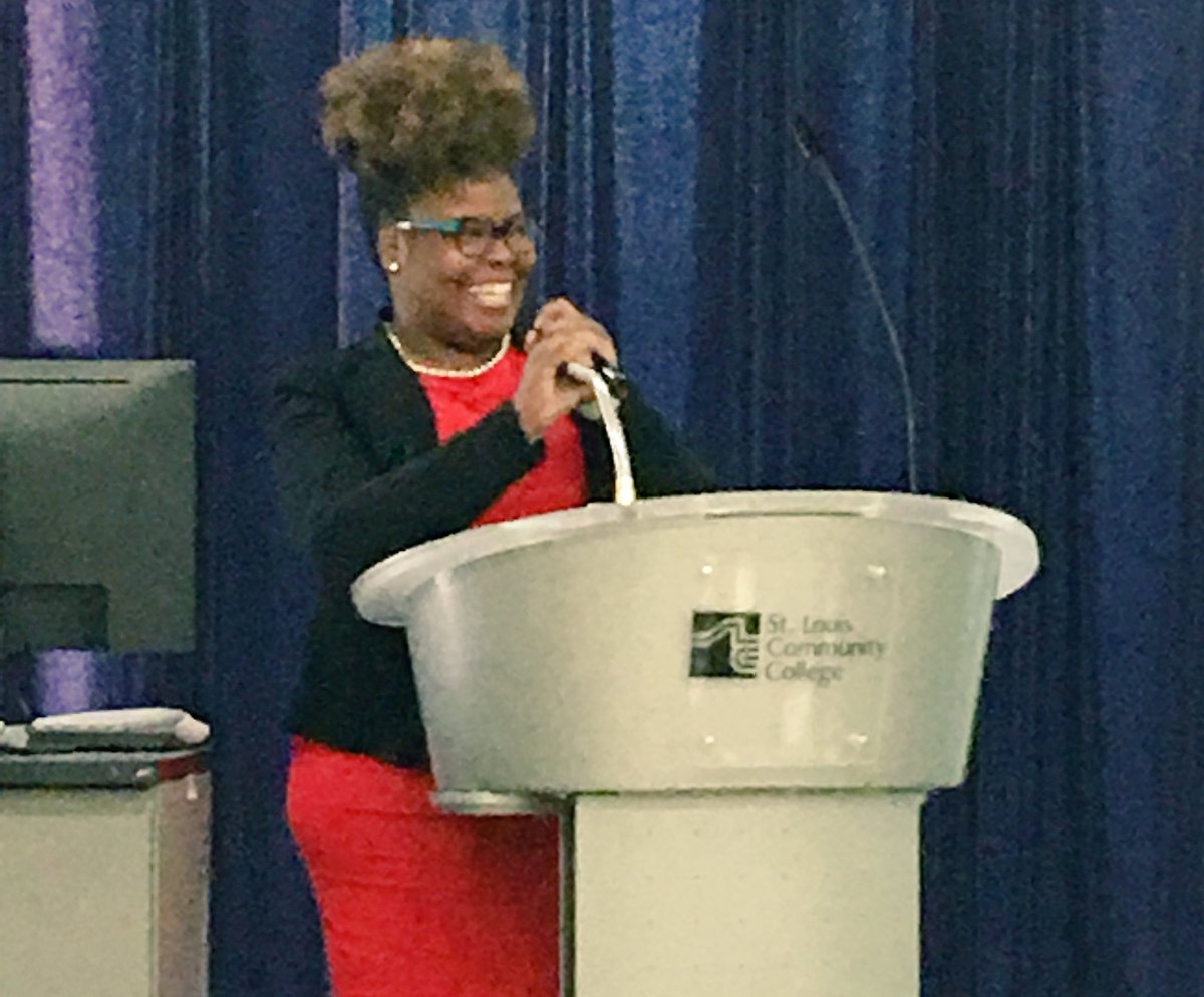 AskErikaSTLCC's tweet image. My Soror @ButlerNeidra did a phenomenal job presenting on Financial Aid at the @STLCCFV Annual Counselors Breakfast. But of course she’s a Delta🔺!