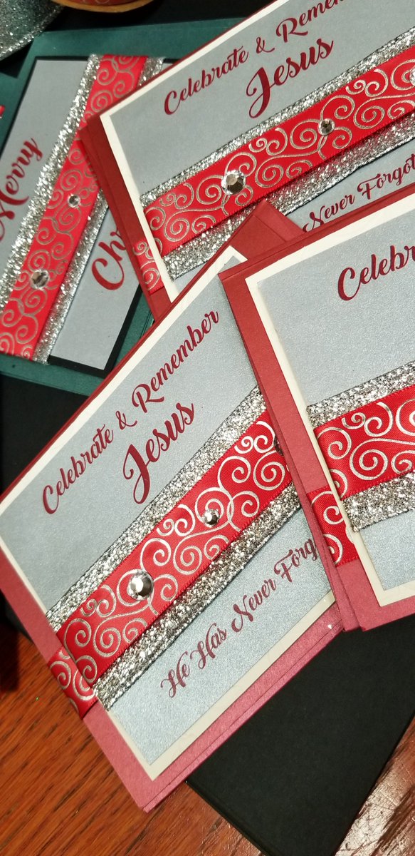 PAVIDESIGNED's tweet photo. It's Beginning to Look a Lot Like Christmas! . . . Final Product for Client's Christmas Cards . . #homegoods #Christianhomegoods #Christianbookstore #Christmas #Worship #designercards https://t.co/JiV5IaUMS2