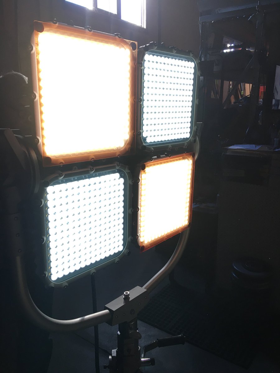 WLGMike's tweet photo. It’s here. The @Cinemills Sufa 800. It takes #LED to a whole new level. A 4K LED. This baby is gonna be everyone’s new best friend. Come by and check it out today. #SetLife #indie #montreal #movies #broadcast #tv #ultimatelight #wow https://t.co/W3ZLoLDWAi