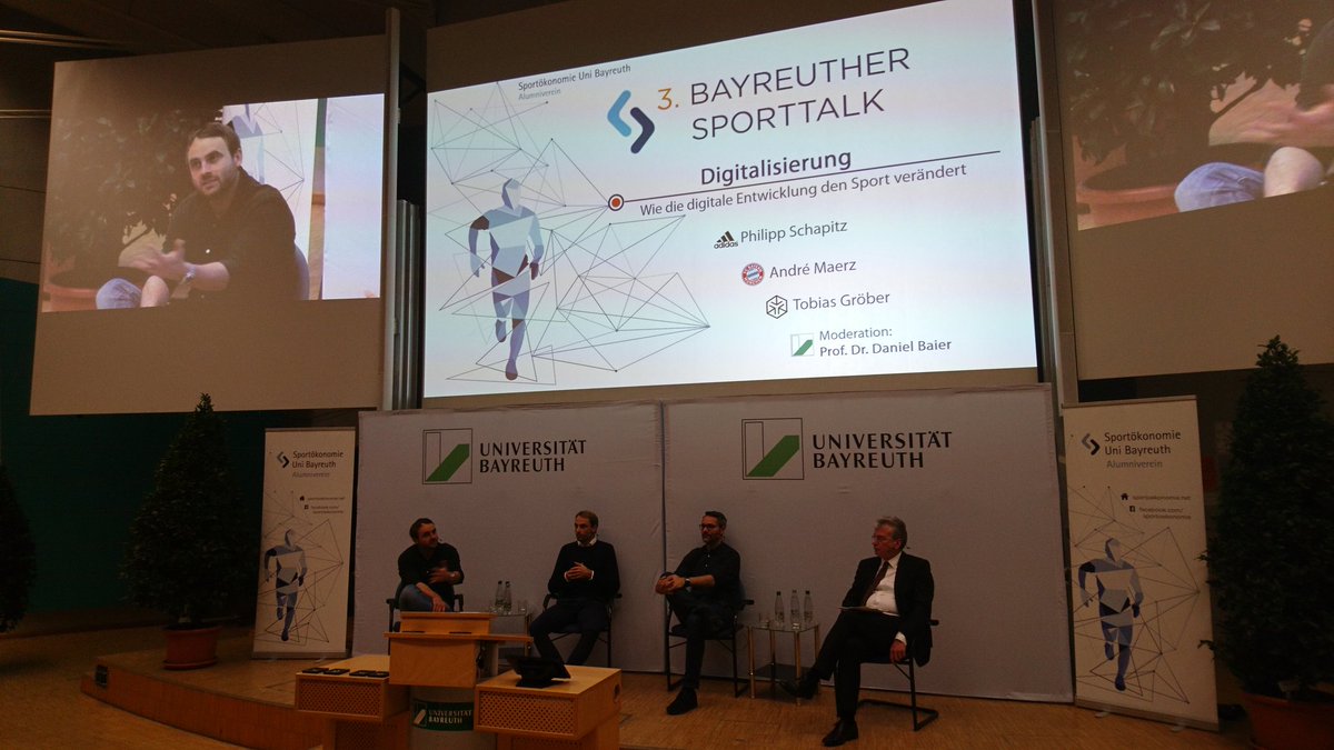 Spokoalumniunibt Diskussionsrunde Beim 3 Bayreuther Sporttalk In Vollem Gange Spoeko Sporttalk