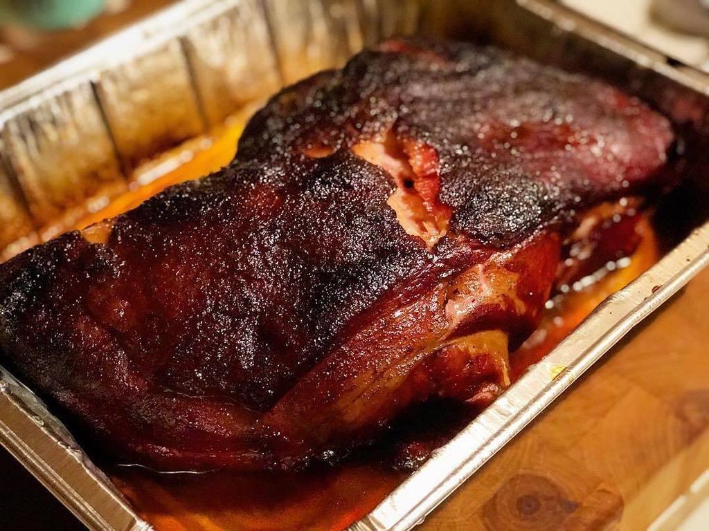 Thermapen's tweet photo. 📷: @jaeandtrae
・・・
Who else wants a bite of this? .
#thermoworks #thermapen #meat #food #foodie #carnivore #readmeat #beef #pork #bbq #barbecue #barbeque #paleo #glutenfree #goodfood #lowandslow #eeeeeats #thermometer #temperature https://t.co/7qk9Zw4WDH https://t.co/jI6kDdAeHK