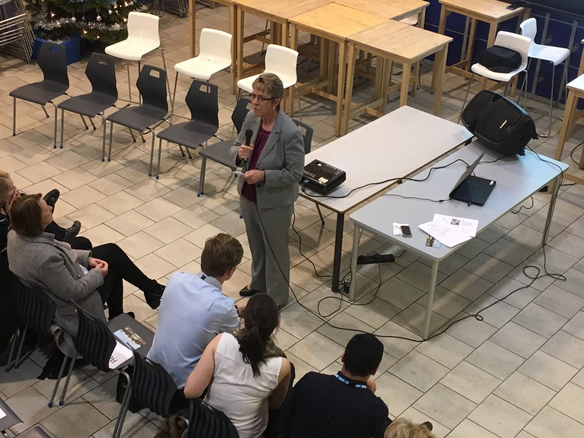 Poole Hospital (@poole_hospital) on Twitter photo 'Every day is different, being a NHS manager really is a fantastic and varied career'. <a href="/DebbieFleming18/">Debbie Fleming OBE</a> sums up her feelings #pmm17 'Every day is different, being a NHS manager really is a fantastic and varied career'. <a href="/DebbieFleming18/">Debbie Fleming OBE</a> sums up her feelings #pmm17