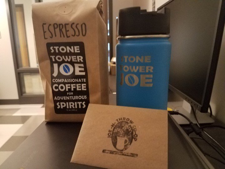 FairmontFlyers's tweet photo. Thanks #StoneTowerJoe for sponsoring the Holiday Glow Bowl III #DiscGolf fundraiser for the #UnitedWay of #MarionCounty @stonetowerjoe #HydroFlask #Espresso and a sweet Gift Certificate from @joe_n_throw #FairmontWV https://t.co/STwNdFzKti