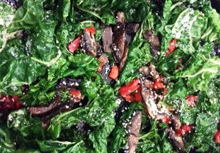 Dining_EA's tweet photo. What's on our salad bar today? Swiss Chard with Roasted Peppers &amp; Portobello Mushrooms, Vegetable Lentil Salad, Farfalle &amp; White Bean, and Sesame Broccoli #Vegetarian #Vegan #Homemade #healthyschoollunch #realschoolfood https://t.co/XwM1xw8N8u
