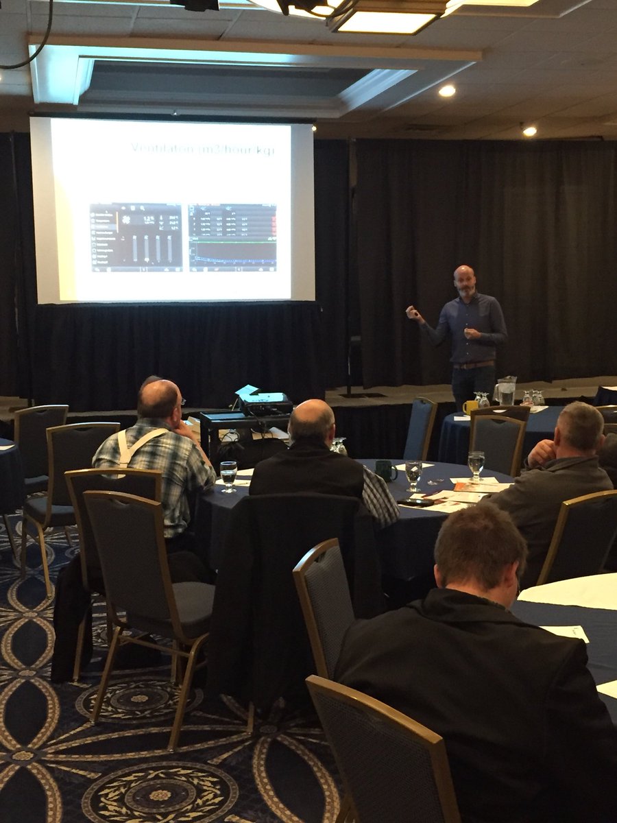 MarvinSalomons's tweet image. Eric Hagens @Hotraco demo of touchscreen Fortica-P program control for ideal ventilation #poultry #Walbern
