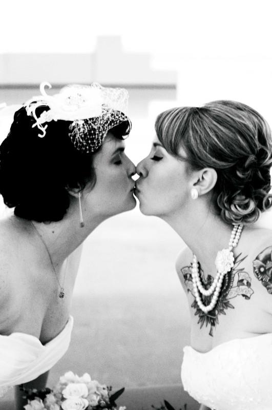 Creative couples in an artful venue. These things go together. Start planning! bit.ly/2oSbV3B #weddingwednesday #lgbtqwedding