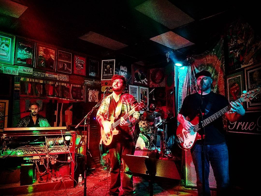 <a href="/ShredisDead/">Shred Is Dead</a> ft. #JayLane ( #RatDog ) // <a href="/toddstoops/">Todd Stoops</a> //| 2017-12-01 | Denver, CO - *Audio* -> bit.ly/2BFHPa8 *Video* via <a href="/L4LM/">Live For Live Music</a> -> bit.ly/2BEejl0 ||  CC:  <a href="/SXMGratefulDead/">SXMGratefulDead</a> @SXMJamON <a href="/RatDogDotOrg/">RatDog.Org</a> <a href="/RelixMag/">relix</a> <a href="/JamBase/">JamBase</a> <a href="/deadandcompany/">Dead & Company</a> <a href="/GratefulDead/">Grateful Dead</a> <a href="/BobWeir/">Bobby Weir</a> #DeadFast