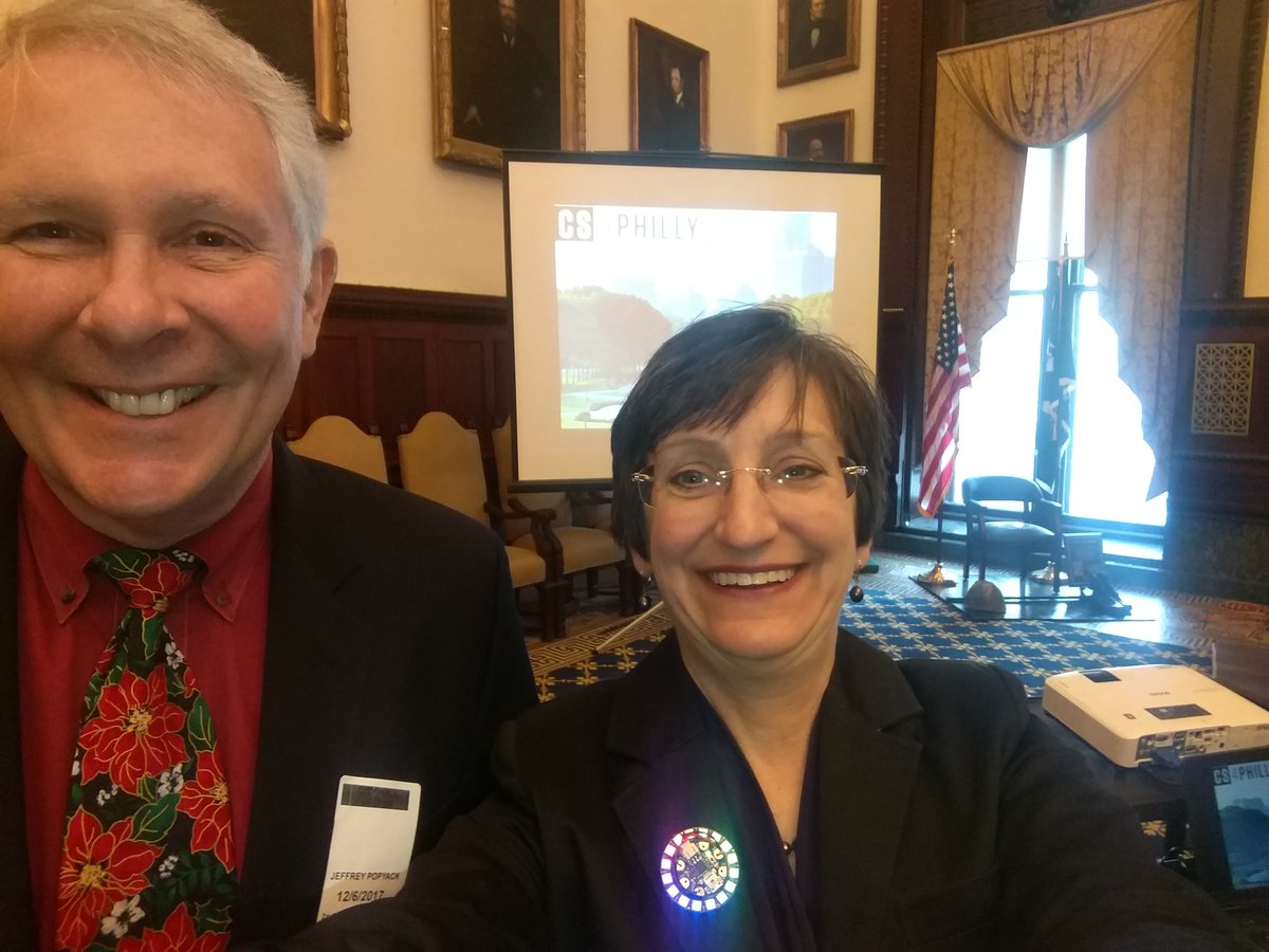 DWestCS's tweet image. In the mayor's office with Jeff Popyack for #CS4PHILLY #REThinkCS #DASDPride