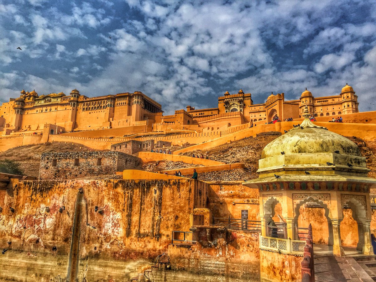 Amber Palace. Jaipur, India. #backpackingtravel