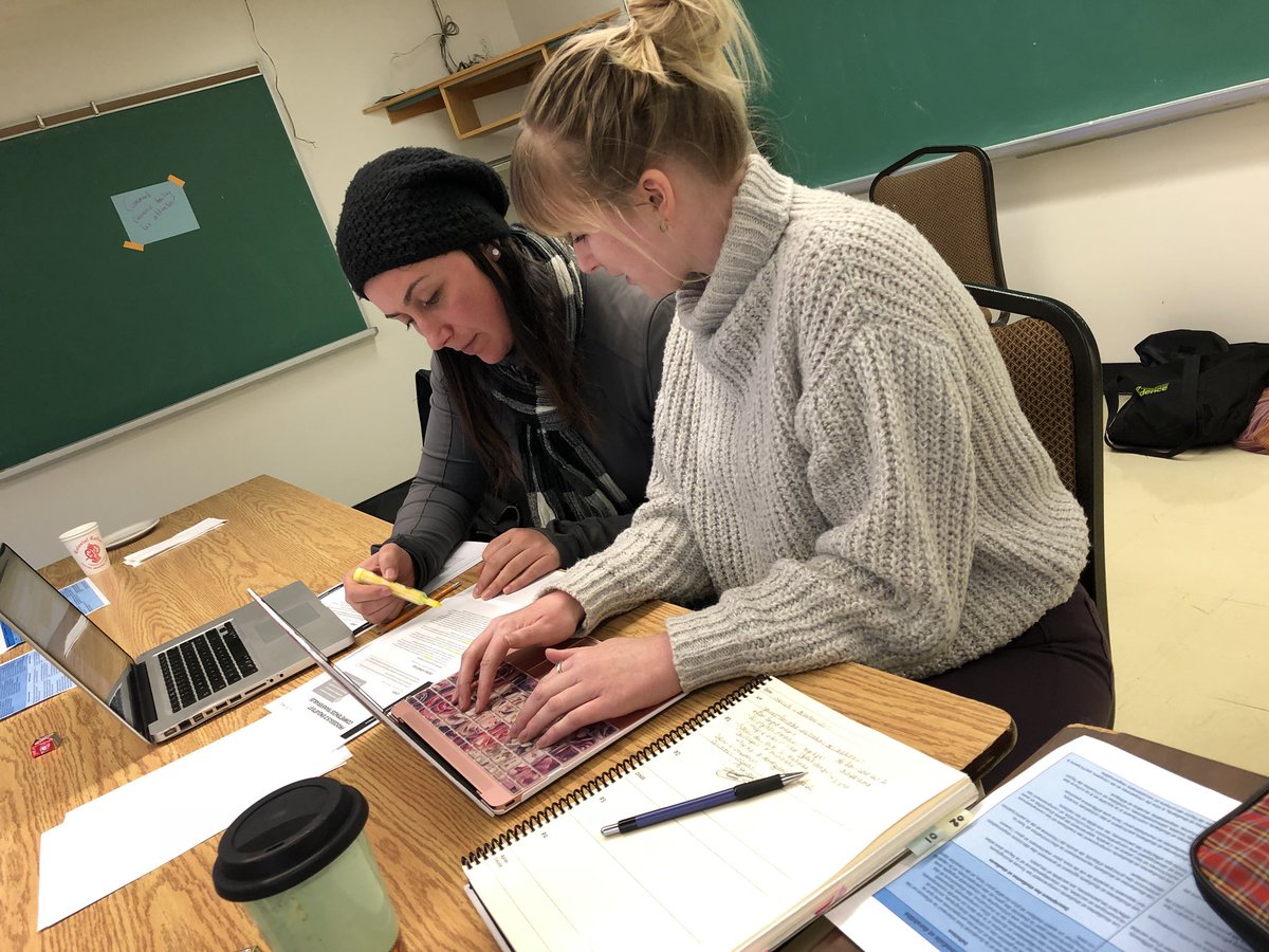 moirmela's tweet image. Nos enseignantes dévouées, Mme Lapierre et Mme Bourgoin, travaillent une planification d’un cours intégré : histoire et français - 10e. Plus de détails à venir! #innovation #bundlecourse #apprentissageparenquête #compétencesmondiales @ESCEJL @CscProvidence