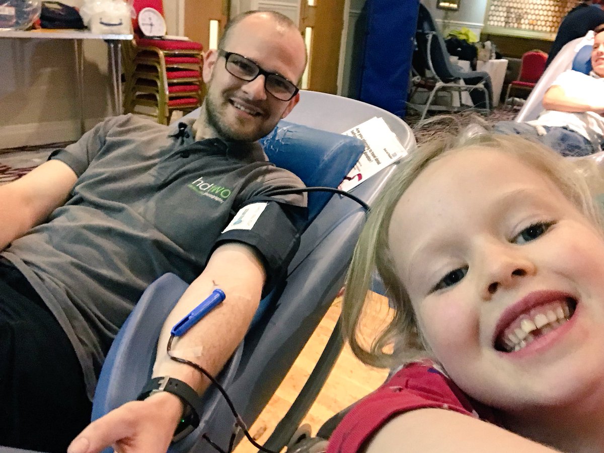 HDTWOadam's tweet photo. @GiveBloodNHS #selfie with my #Bloodbuddy #daughter #DonationNo26 https://t.co/CurpvdVZel