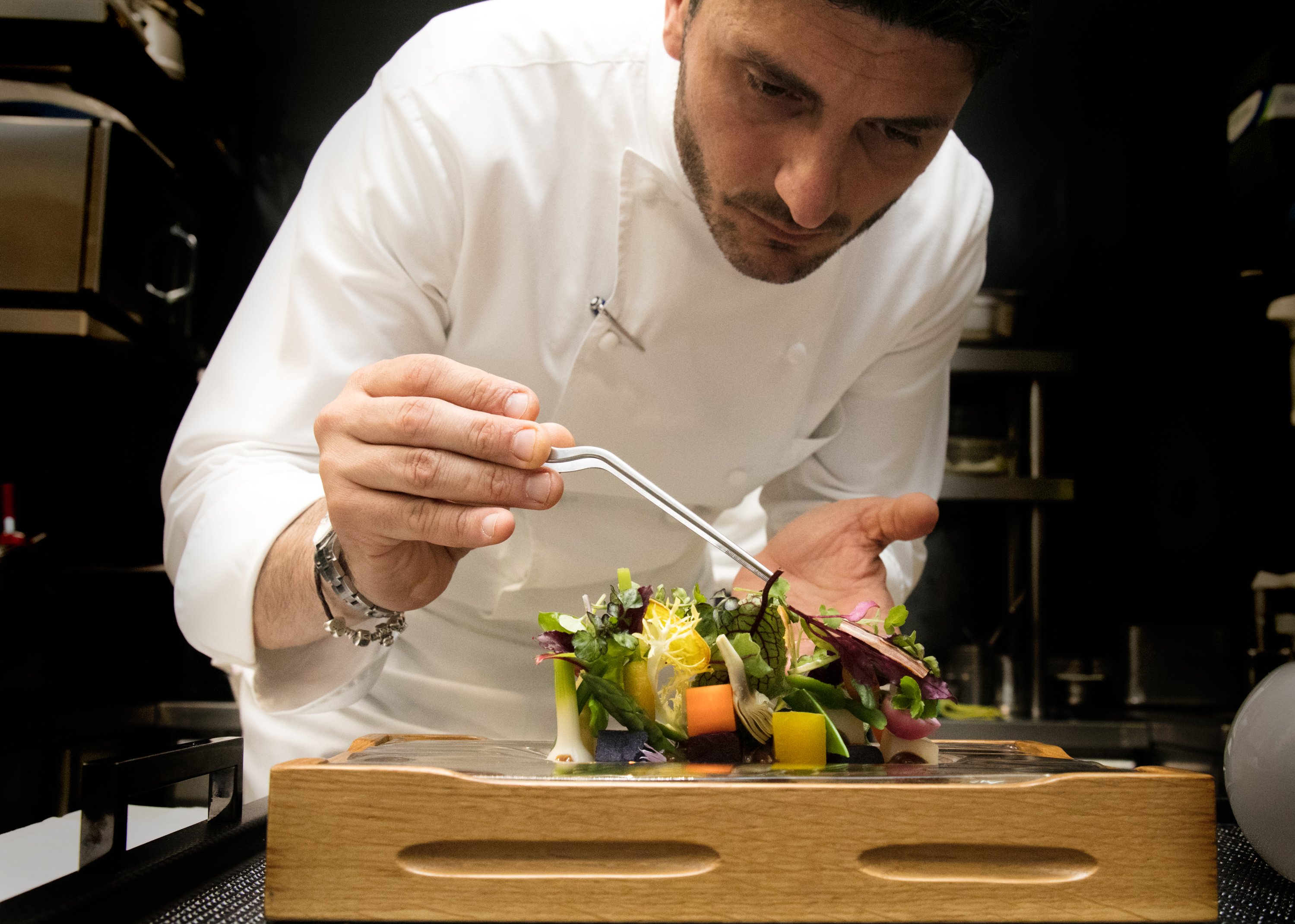 Татуированные шеф повара. Шеф мужская работа 29 января. Шеф сериал шеф кирилл полухин. Олег шульженко адский шеф. Сериал шеф 5 возвращение.