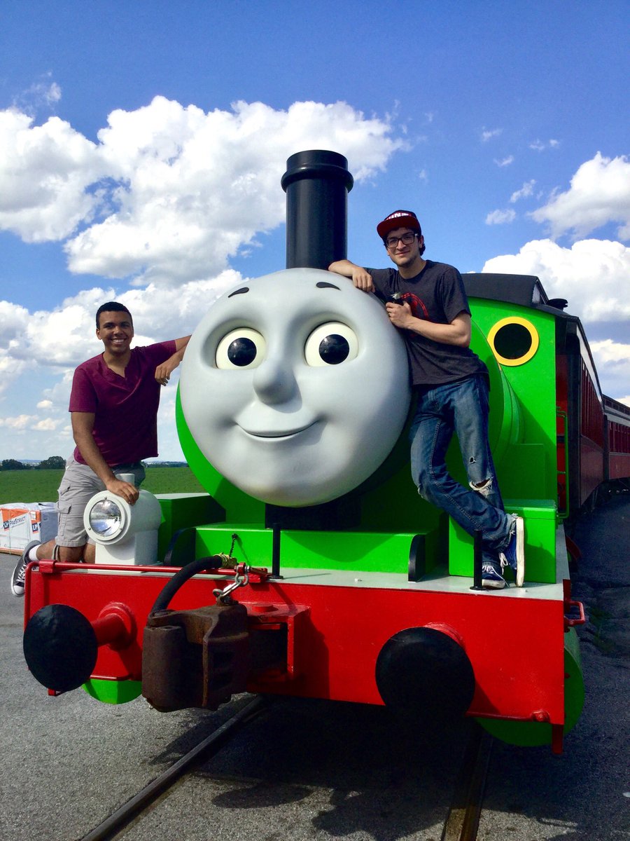 Calebtrain's tweet image. HAPPY BIRTHDAY BRENDEN! You’re the best friend a Caleb could ever ask for. 🎉