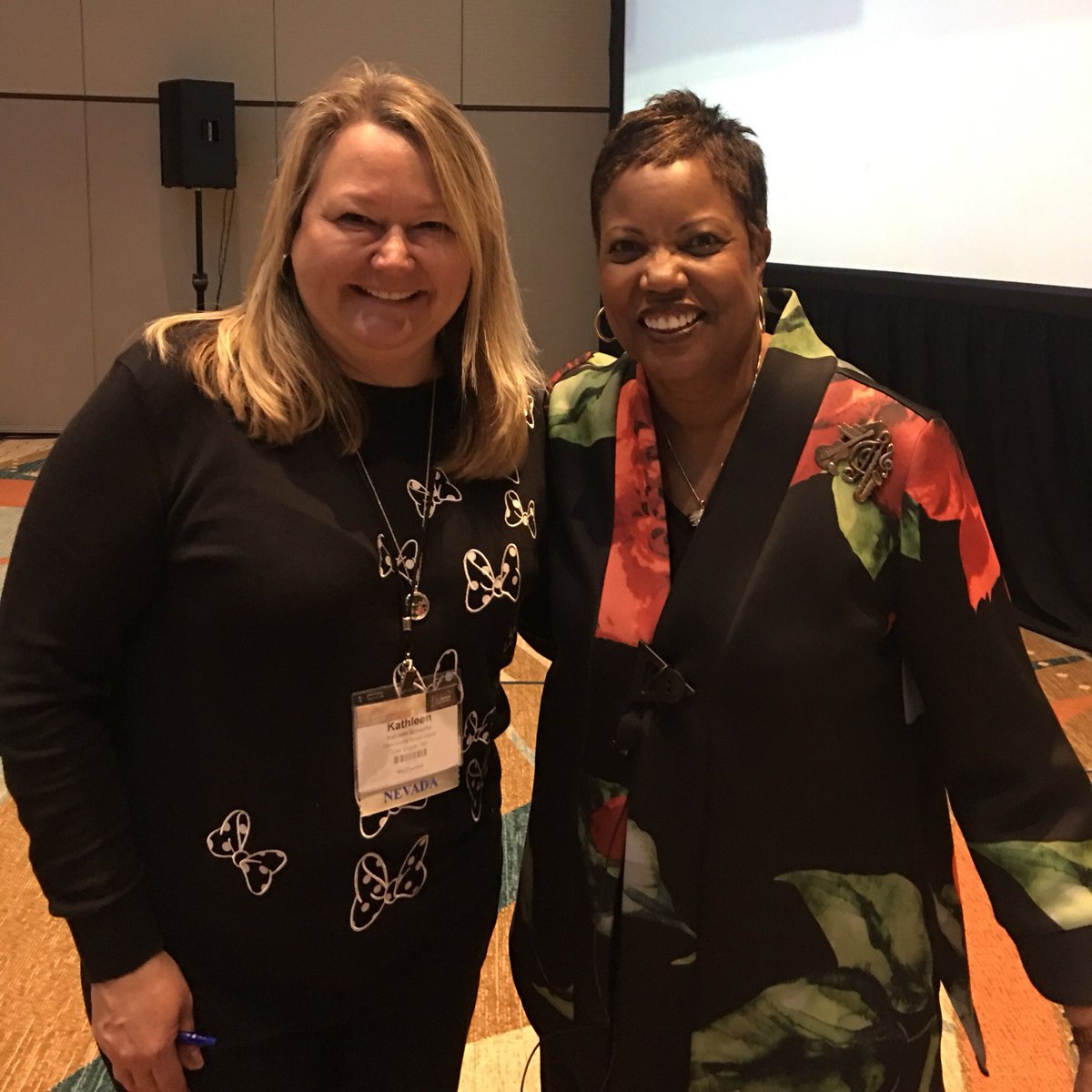 drmarciatate's tweet photo. Fortunate to have Kathleen Schaefer, 2010 Nevada TOTY, in my session in Orlando.  Thanks, Kathleen, for your comments on the back of my Assessment book! #edchat https://t.co/TKha50gX5z