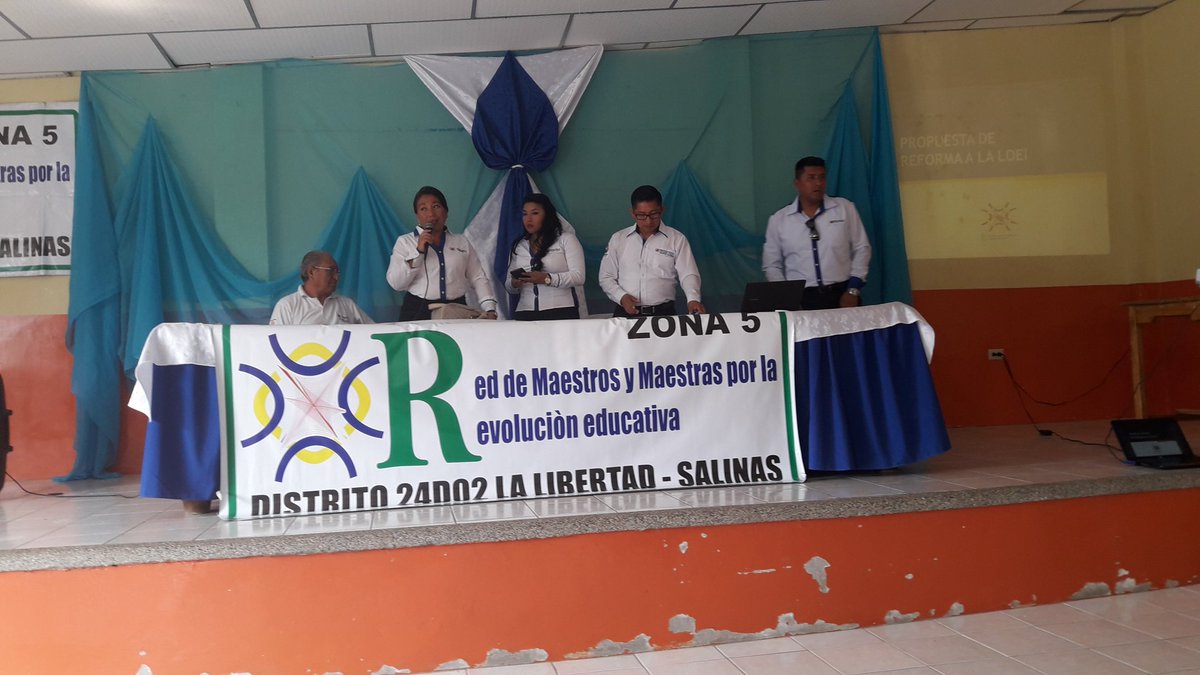 Gaysoti's tweet photo. @RedMaestrxsZ5 @RedMaestrxsEC @josemunoz816 @leojnb @RedMaestrxsZon8 @AXEA65 @Red12d01 @fanderfalconi @RedMaestrxsZ9 @AslingerCampana @Educacion_Ec Distrito D02 socializacion de las reformas a la LOEI#nuevo escalafon @WilmerSantacru3 @josemunoz816 https://t.co/dzFHZ5jsRh