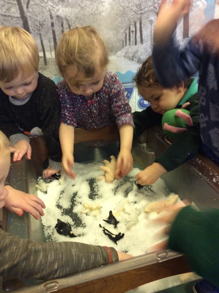 LisaBellamy13's tweet photo. The children have loved exploring our snowy sensory area...@MrsHughesx @alisonmoore193 @TheDistrictCE https://t.co/j3lZ3R2ZSE