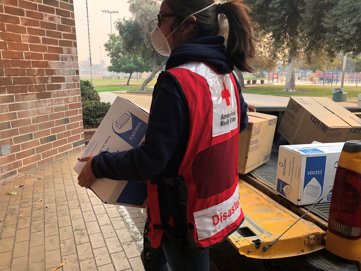 RedCross's tweet photo. Last night, 430 people took refuge in 7 #RedCross shelters due to the #wildfires in California. Read more about our response, safety tips and how to find loved ones: https://t.co/w7OpMNiO8G https://t.co/jB9JCYpIGD