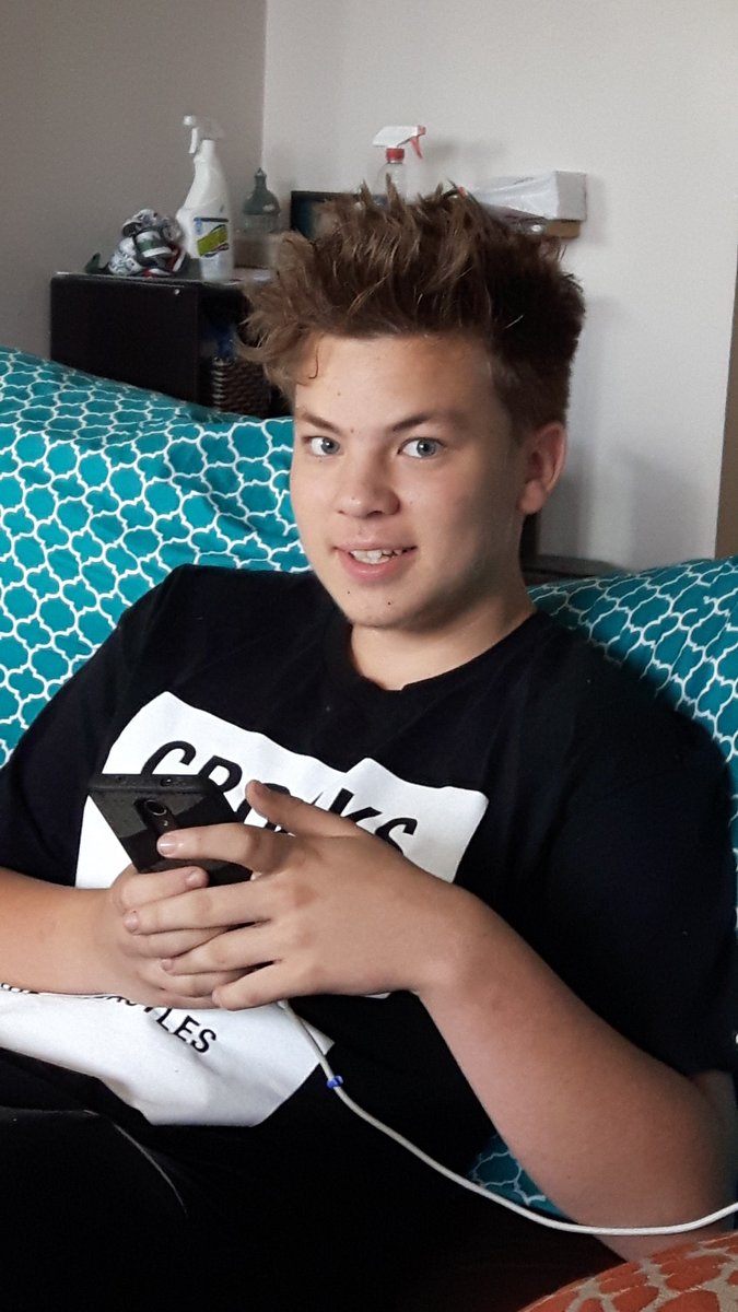 .@OttawaPolice looking for missing teen. #ottnews 1310news.com/2017/12/06/loc… https://t.co/iaQwSDoM4v