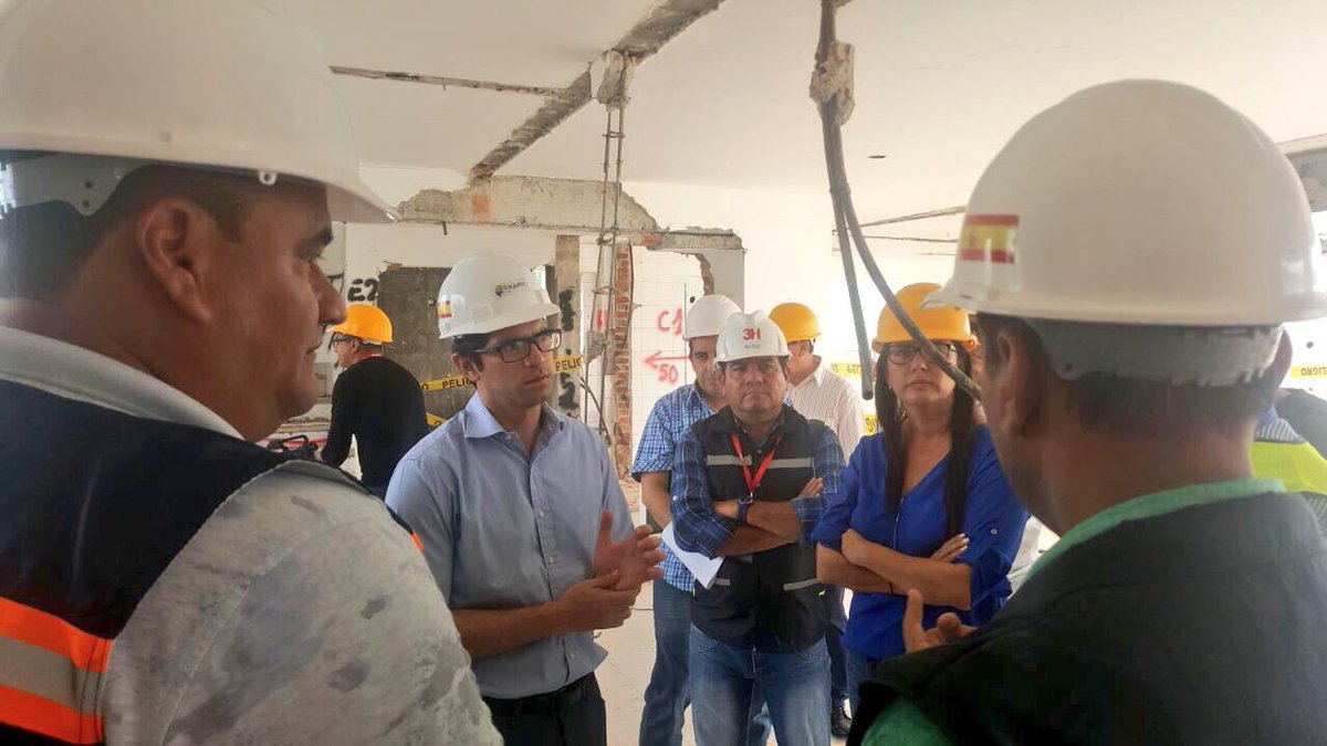 carlosbernalEc's tweet photo. Hoy #AgendaTerritorio en #Sucre, cumpliendo nuestro compromiso, reconstrucción y reactivación productiva. #ReconstruYoEc https://t.co/be3UH1kFXj