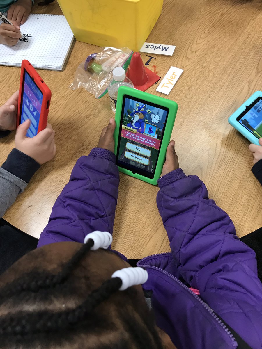 MsGowersClass's tweet photo. When your Ss choose to play an educational game at bus time ❤️ #MathRun #WorkingOnTheirMathSkills #HavingFunAndLearningAtTheSameTime @WillowSpringsES https://t.co/uTalvlg1OK