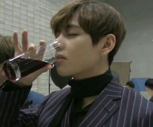mortiszjaa's tweet photo. Nikt nie dorówna w hejtowaniu kpopu kpoperkom. https://t.co/Hl0fH1XO2b