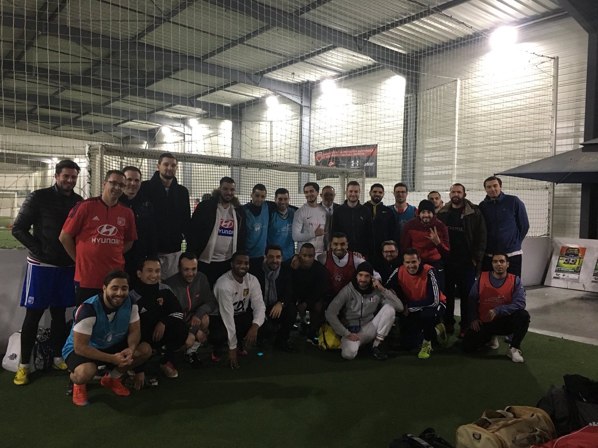 L’équipe <a href="/ca_centrest/">Crédit Agricole Centre-est</a> répond toujours présente autour du ballon rond ⚽️ : #toute une équipe pour vous ➡️🎯