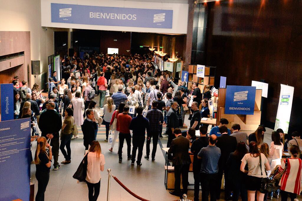 p_gigli's tweet photo. 📍MAR DEL PLATA
Hoy acompañé a @facebook y más de 350 emprendedores marplatenses en #FBImpulsa #ArgentinaEmprende https://t.co/QmJiDvBk07