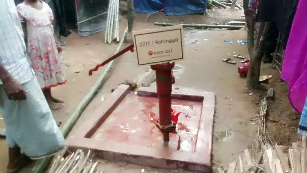 HoqueAid's tweet photo. Tube-well facilities for #Rohinga #Refugees Part:03

#Rohingya'lı #Mülteciler için Tüp-Kuyu

توفير الآبار  #للاجئين #الرهينغا، في أوكياه، كوكسبازار

Sponsored by:
Noor Aid.UK https://t.co/bxn1LPB4k1