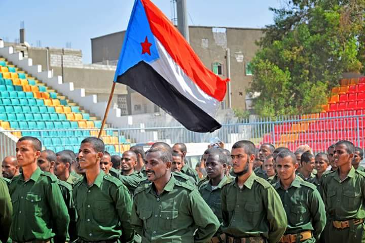 #القوات_المسلحه_الجنوبيه
تحت هذه الرايه دعسنا على 
إيران والحوثي والقاعدة