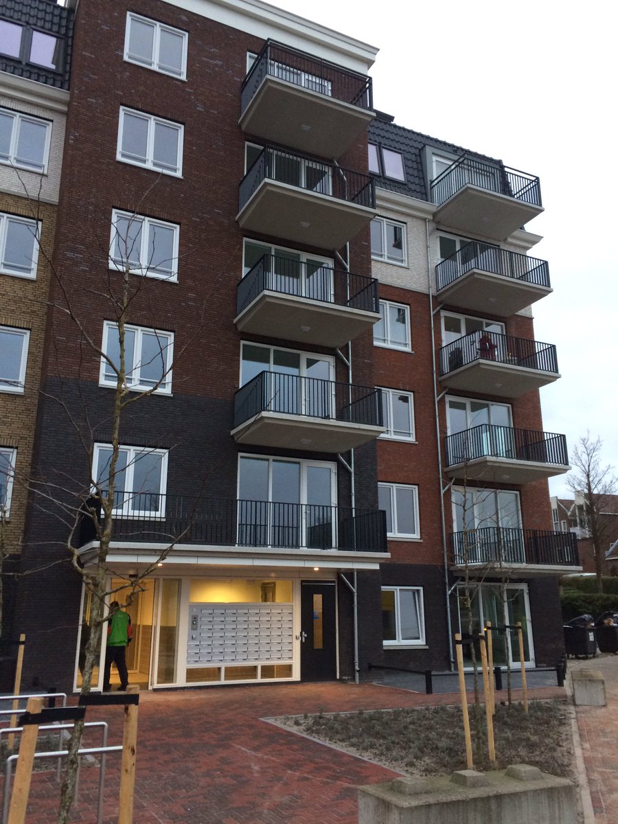 BoolMichael's tweet photo. Ook Lean Works project van Vorm "het dorp 2.0" afgerond #leveringen just in time #nette afwerking #top prestatie op korte termijn @RKB_Roosendaal @RKB_Leanworks @VORMHolding https://t.co/ETLu0T4W5v