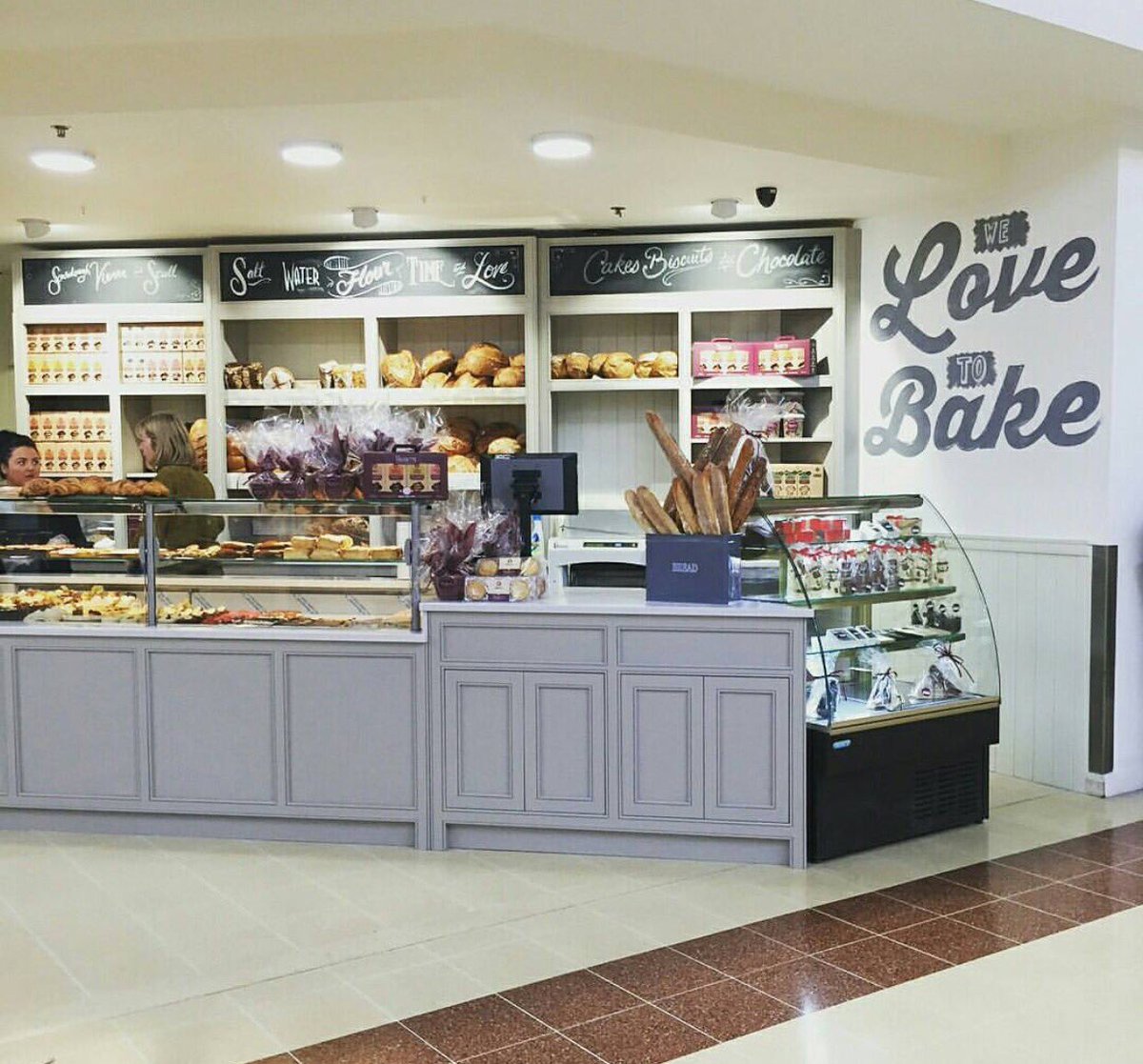 Veer excited to have <a href="/HassettsBakery/">Hassetts Bakery</a> keep our shoppers happy with their homemade breads &amp; confectionary 😍 #corklike #corklife #hellocork