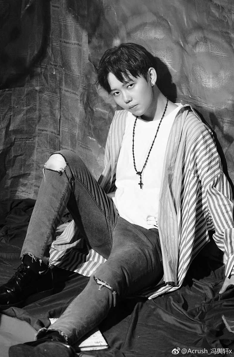 acrushbr's tweet photo. Aniversario da YuXuan 💖  foi no dia 02.12 https://t.co/e6GXgP0AXi