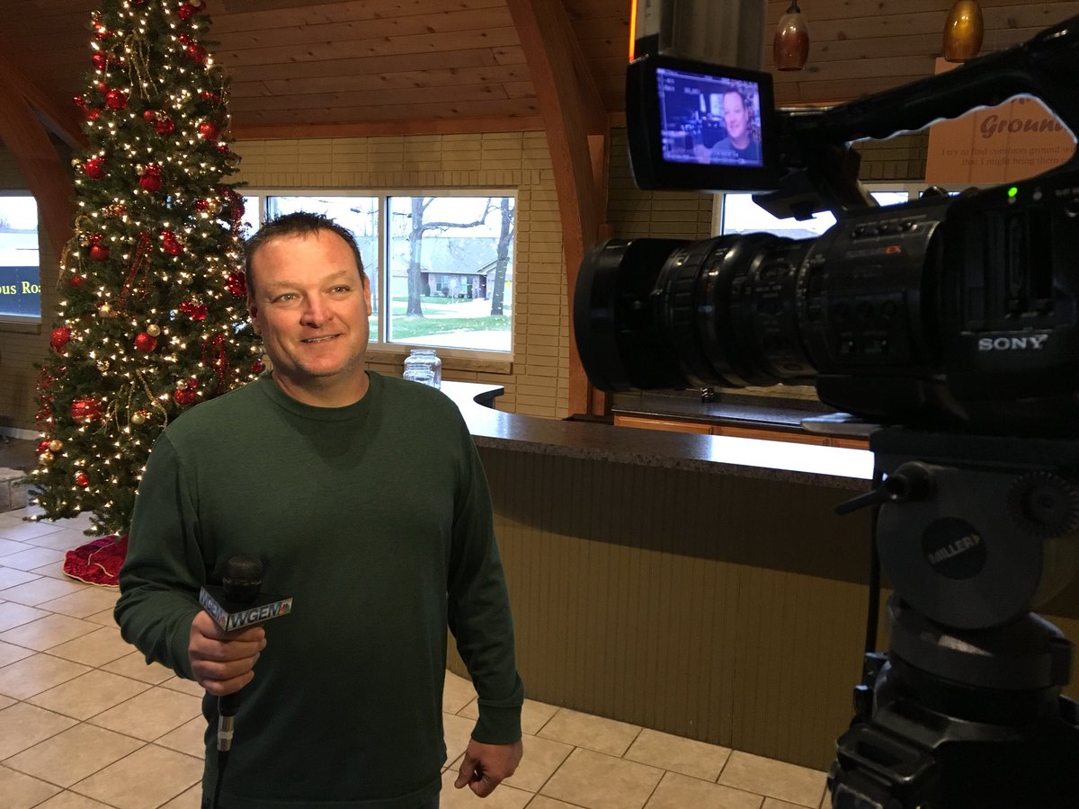 BenMarth19's tweet photo. Caught up with newly named John Wood men’s soccer coach Bob Cowman this afternoon. More tonight on @WGEM News at 6. https://t.co/hJOmUjxZv1
