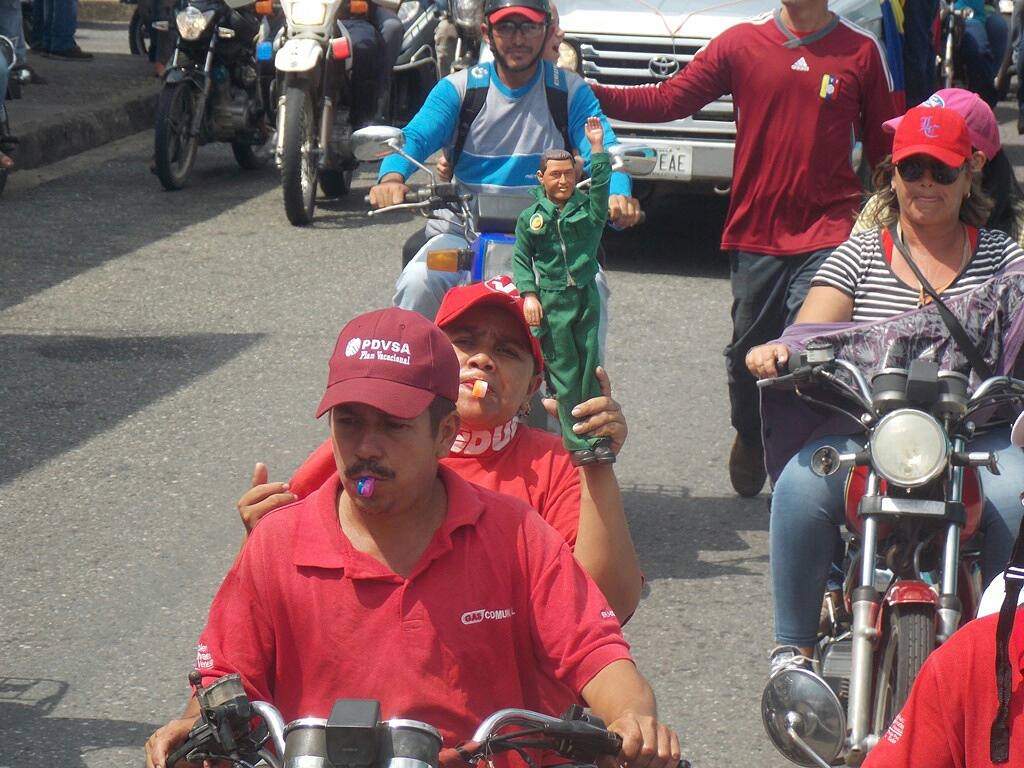 FuerzaDeZamora's tweet photo. #Barinas 
¡Gracias mi pueblo! Por tan Apoteósico Cierre de Campaña.

Retumbaron las calles de Zamora

#LaFuerzaDeZamora https://t.co/c340oPGrGm