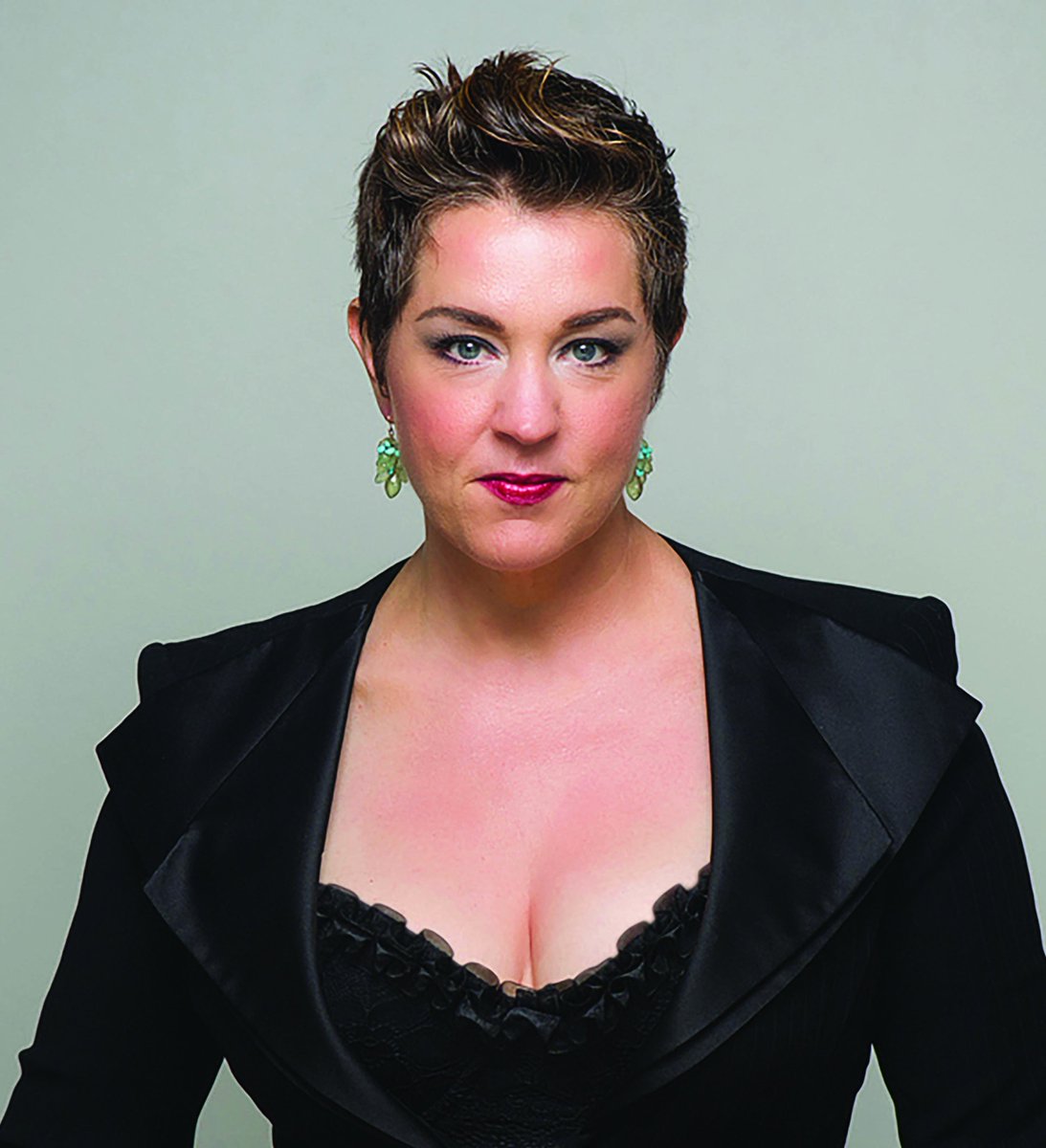 FGOpera's tweet photo. #WCW goes to Soprano Melody Moore! Moore makes her debut as Salome in FGO's upcoming production. Make sure to take advantage of FGO's special package deal today: buy three operas, save 15%, purchase two operas, save 10%.
#FGOpera #FGOLife #FGOStrong #FGOSeason77 #Salome https://t.co/3azrmf7PLF