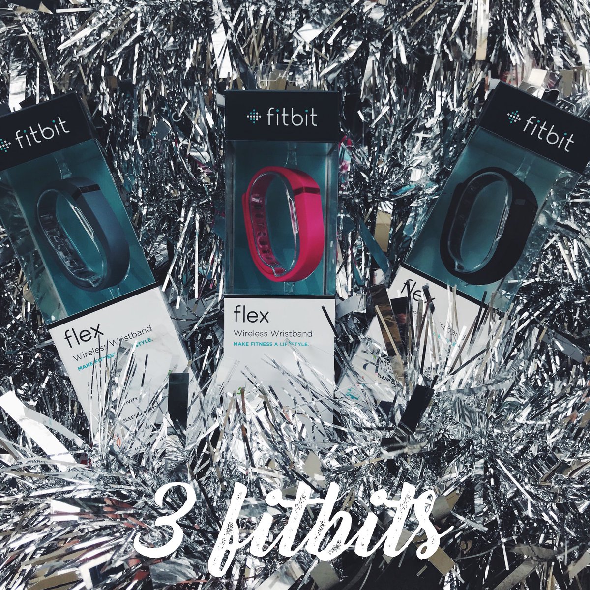 MoStateBkstore's tweet image. Amongst all of the crazy Star Wars Day activities we can’t forget our holiday gift ideas! ~ On the 3rd day of gift giving the Bookstore gave to me 3 FitBits, 2 Boxer Briefs.. and a MacBook to help me study! 🎁❄️ #MoStateBookstore #12daysofgifts #HolidayTime #GoBears